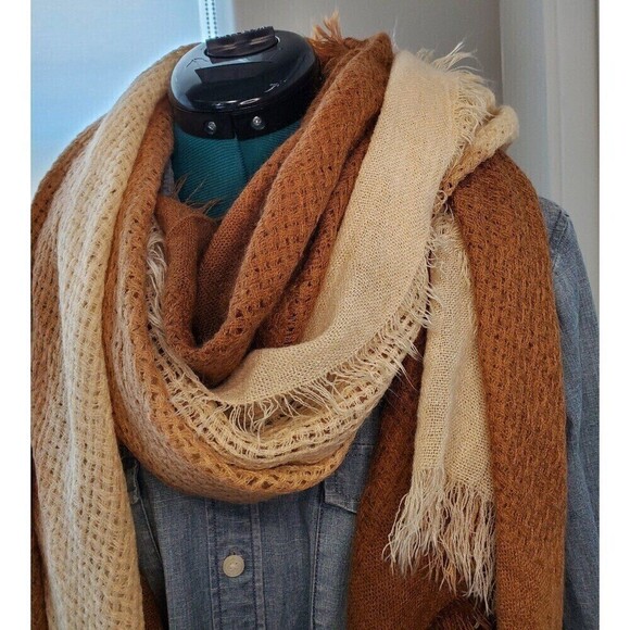 PINS AND NEEDLES ANTHROPOLOGIE TAN OMBRE OVERSIZE SCARF SHAWL WRAP WOMEN OS - Picture 3 of 12